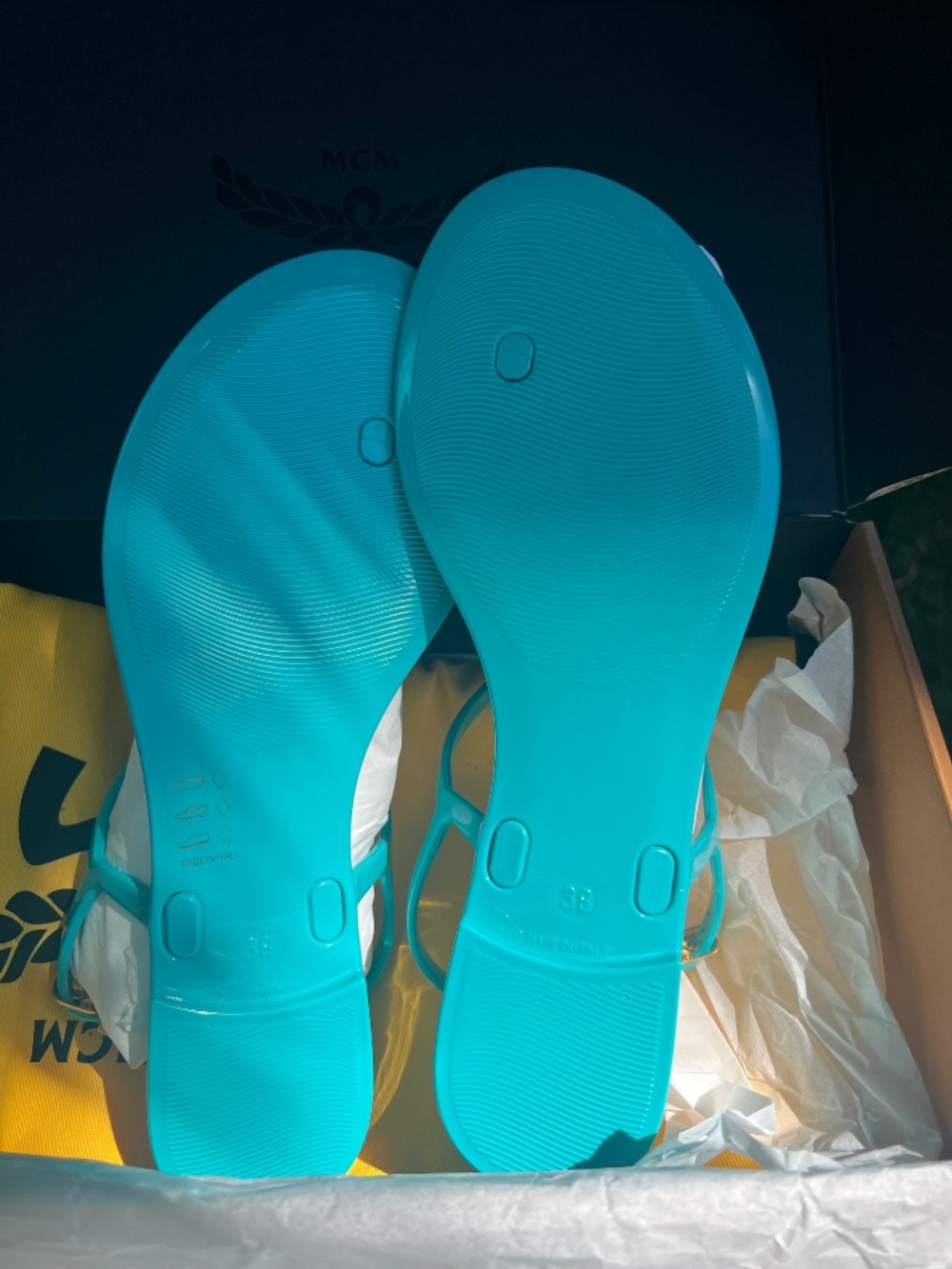 NWT MCM jelly sandals SZ 38 + WHBM Halter Top - Picture 12 of 17